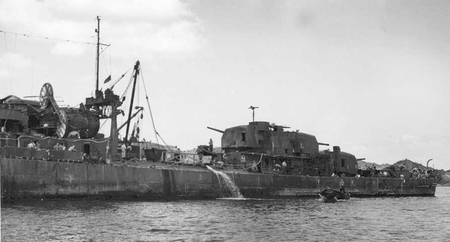 USS Newcomb